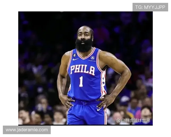 太阳迎战76人聚焦关键对决 詹姆斯哈登与布克火力对抗 太阳迎战76人聚焦关键对决 詹姆斯哈登与布克火力对抗