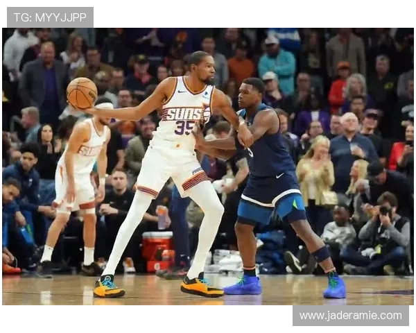 太阳队与森林狼季前赛精彩对决展现新赛季球队实力与战术风采 太阳队与森林狼季前赛精彩对决展现新赛季球队实力与战术风采