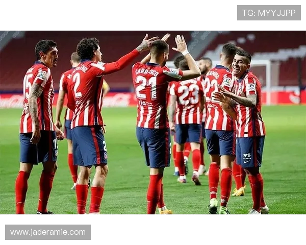 巴塞罗那与马德里竞技激战正酣谁能在西甲争夺战中胜出 巴塞罗那与马德里竞技激战正酣谁能在西甲争夺战中胜出